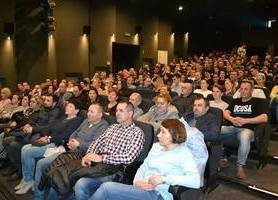 Technologiczny brylant, czyli Serwis Samorządowy PAP o kępińskim kinie "Sokolnia"