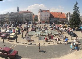 Zlot klasyków na Święto Konstytucji 