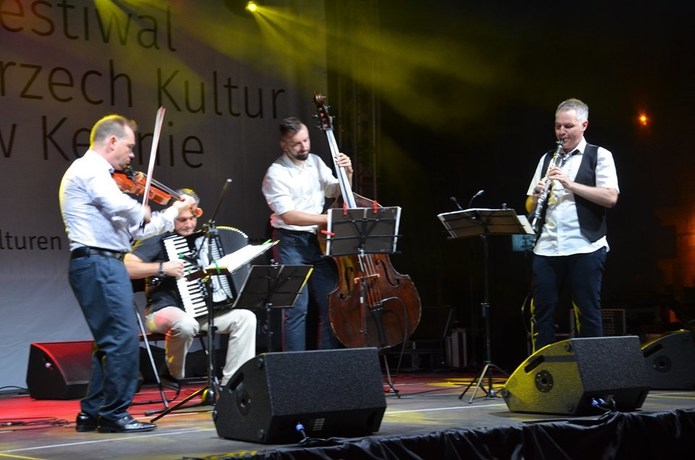 Z pasji do muzyki klezmerskiej