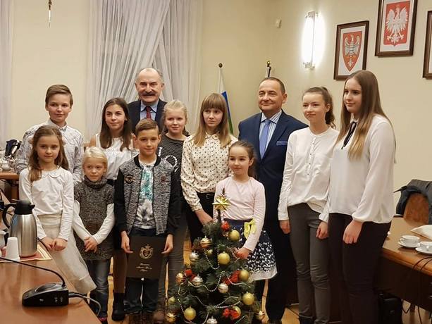 Znamy laureatów konkursu na kartkę świąteczną