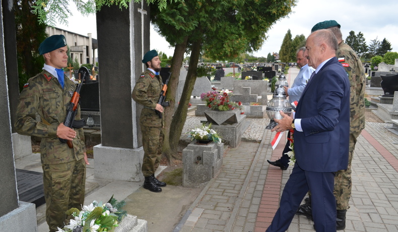 Oddali cześć poległym żołnierzom